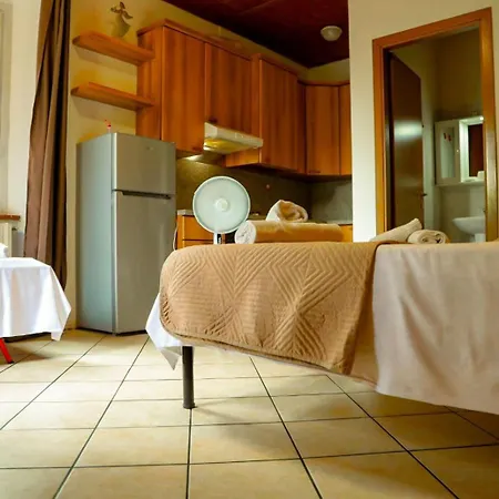 Apartament The Courtyard Retreat *