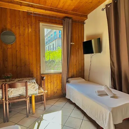 The Courtyard Retreat *