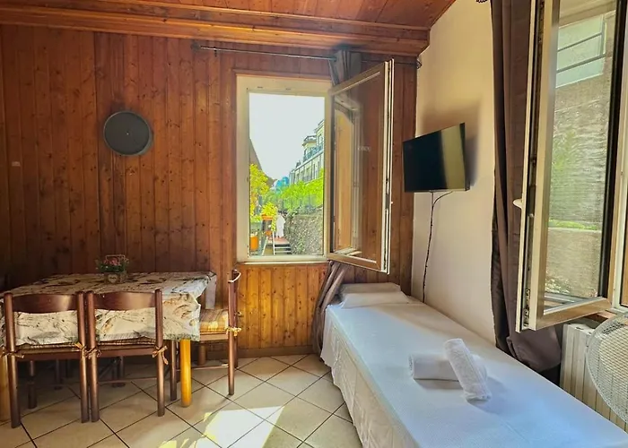 The Courtyard Retreat * Brunate